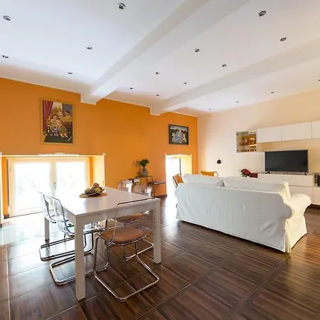 Appartement Aristovascio Napels